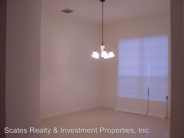 Building Photo - 7118 White Trillium Cir