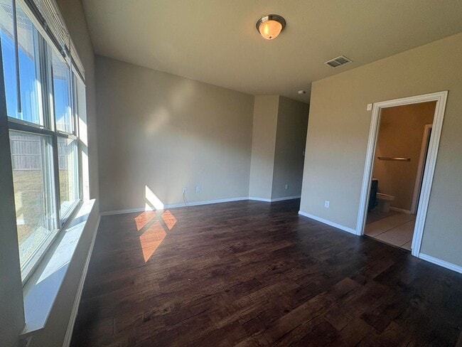 Building Photo - 9165 Abaco Way