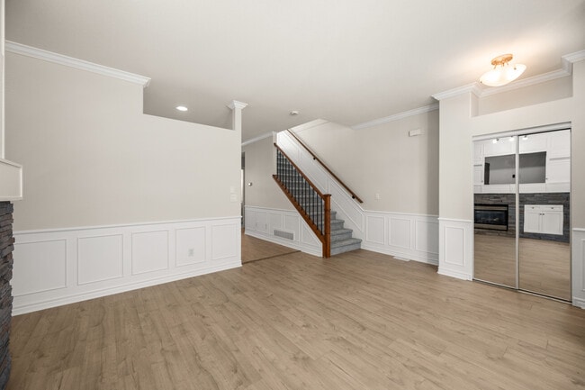 Building Photo - 24361-2102A 102a Ave