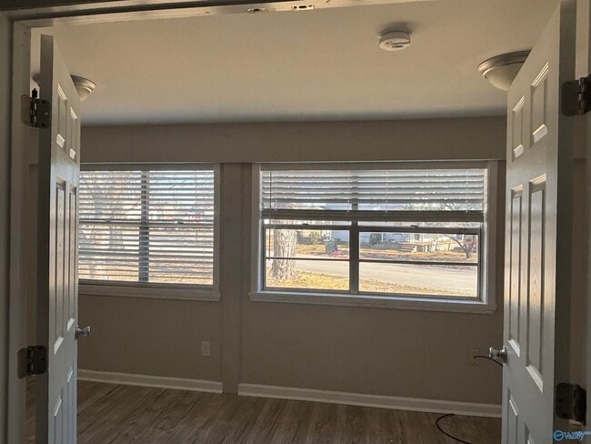 Building Photo - 3501 S Broad Pl SW