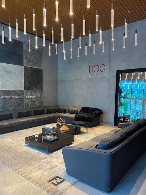 Foto principal - 1100S S Miami Ave