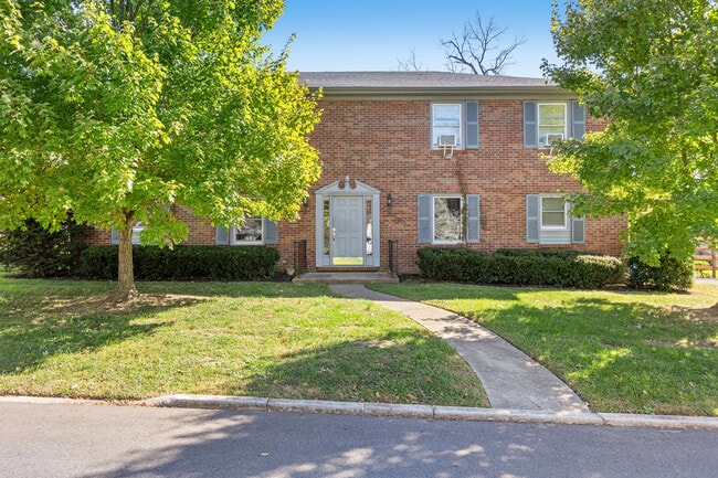 Building Photo - 104 Pleasantview St