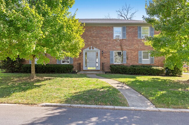 Foto del edificio - 104 Pleasantview St