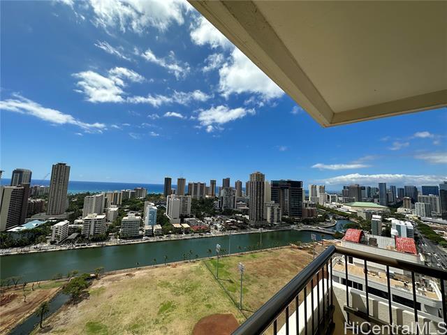 Foto del edificio - 2333 Kapiolani Blvd