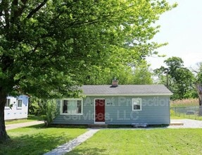 Building Photo - 2873 New Hampshire St
