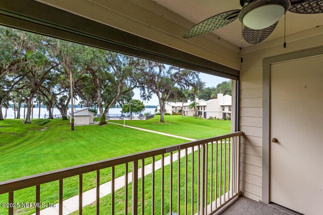 Building Photo - 222 Hiawatha Ct