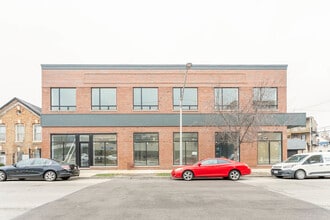 Building Photo - 1470 W Webster Ave