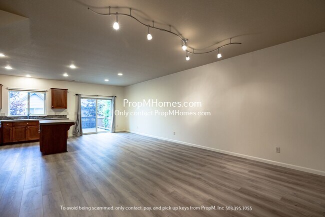 Foto del edificio - Bright & Functional 3 Bedroom Home in Dama...