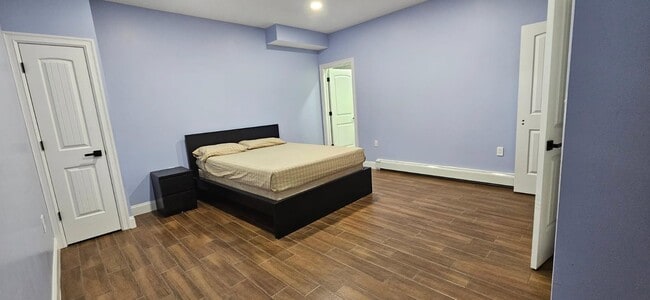 Building Photo - 3 Enclave Ct