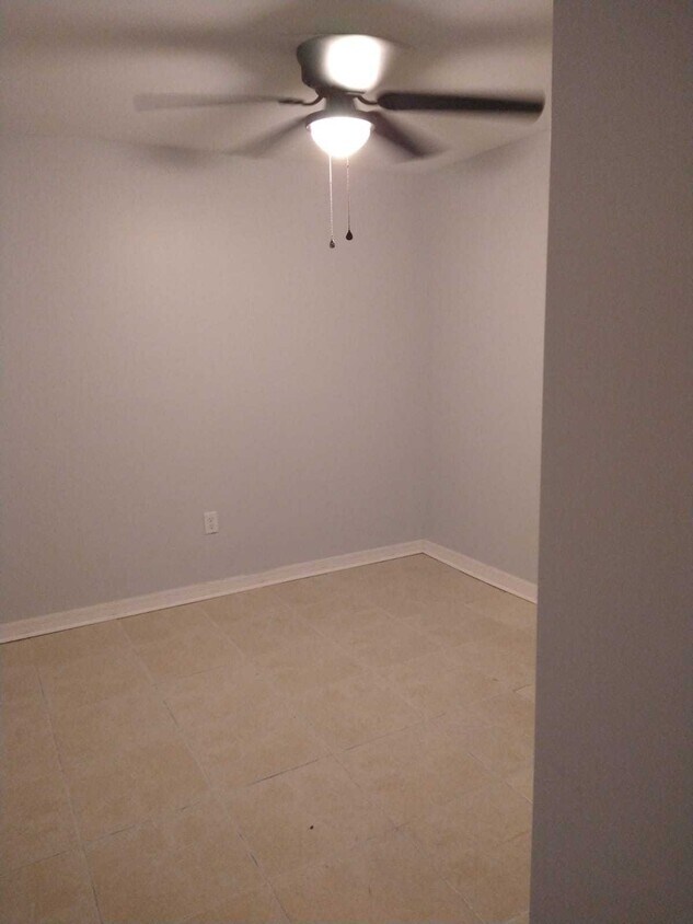 Habitación - 4308 NW 6th St
