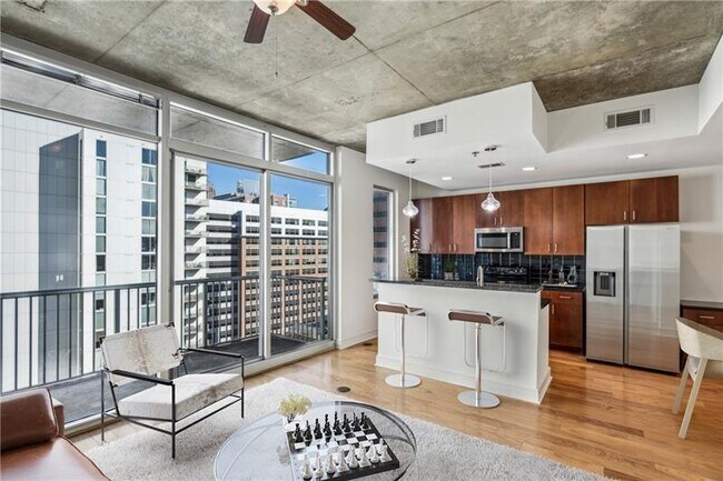 Foto del edificio - 44 Peachtree Pl NW