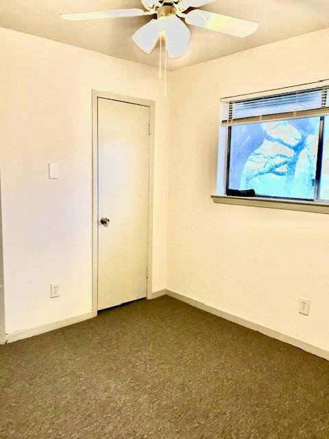 Foto del edificio - 810 N Lancaster Ave