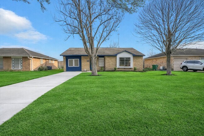 Foto del edificio - 5734 Arthington Ave