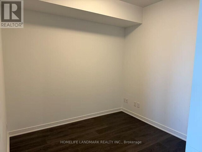 Photo du bâtiment - 35 Rolling Mills Rd