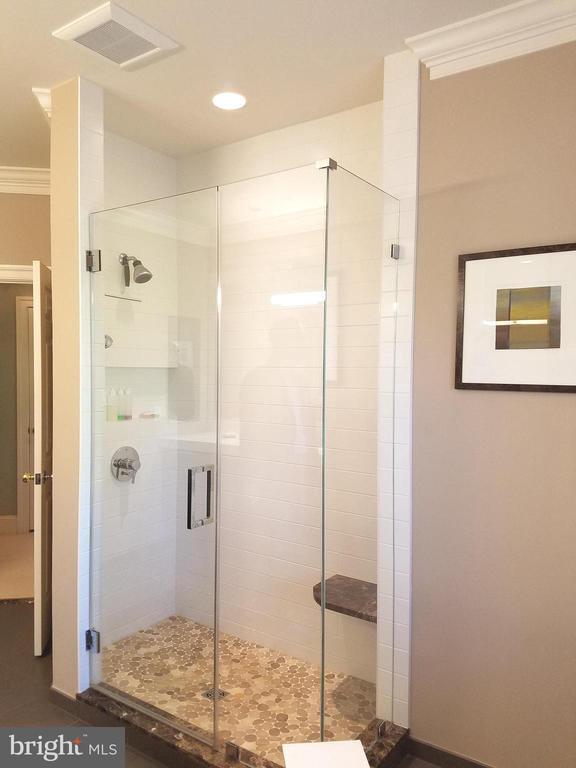 Building Photo - 2003 Mayfair McLean Ct