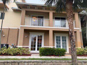 Building Photo - 4673 SW 75th Way