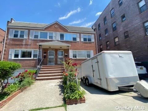Primary Photo - 43-17 165th St