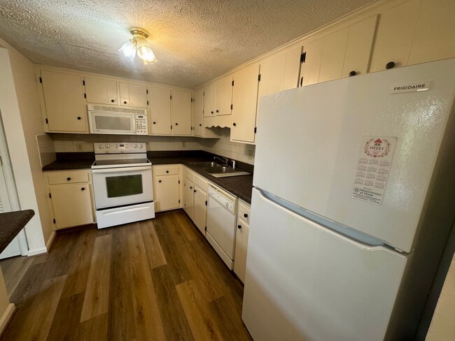 Photo - Newly Updated Townhome