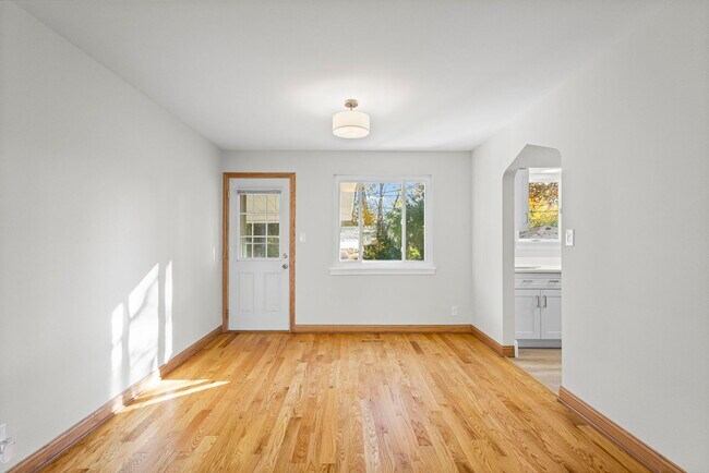 Foto del edificio - 1307 Highridge Pkwy