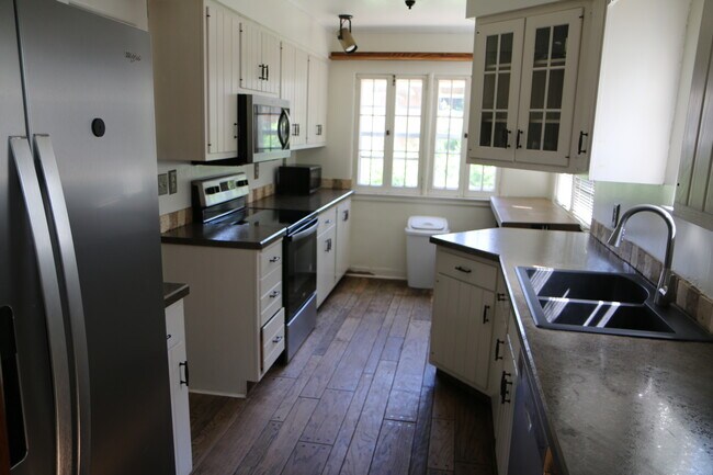 Foto del edificio - 620 E Wiswall Pl