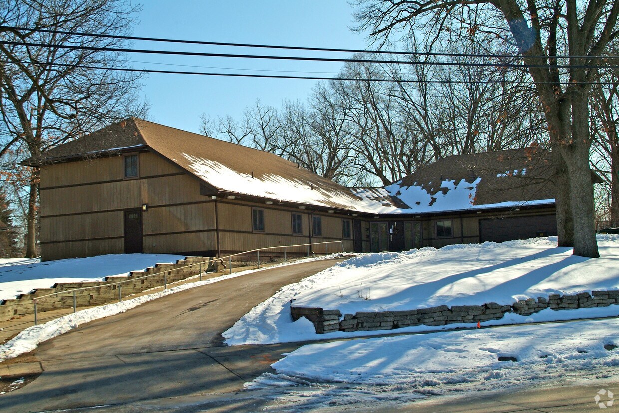 Primary Photo - 16706 Lamphere St
