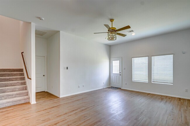 Foto del edificio - 1495 Twilight Grn Dr