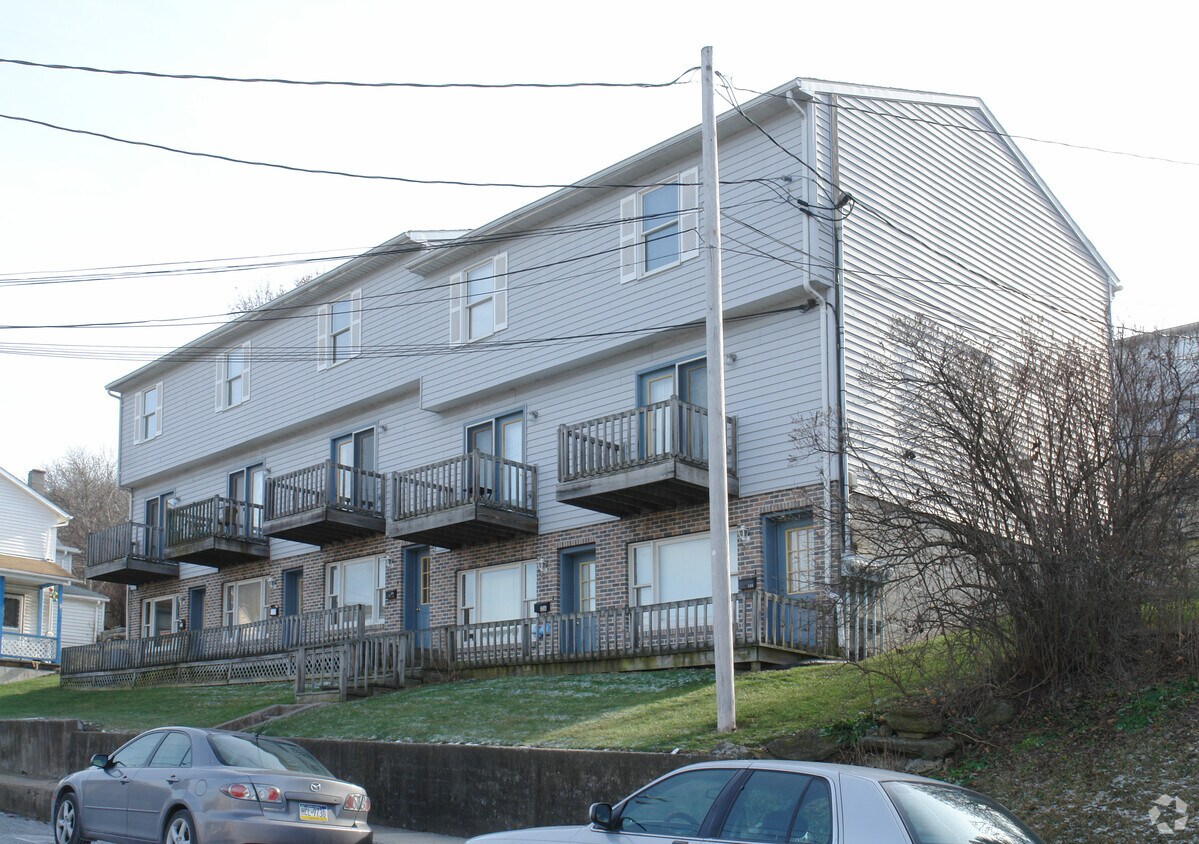 124132 E Logan St, Bellefonte, PA 16823 Apartments in Bellefonte, PA