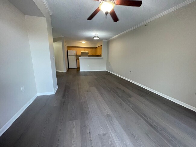 Foto del edificio - ANNUAL RENTAL - 1 BED / 1 BATH THE SANCTUA...