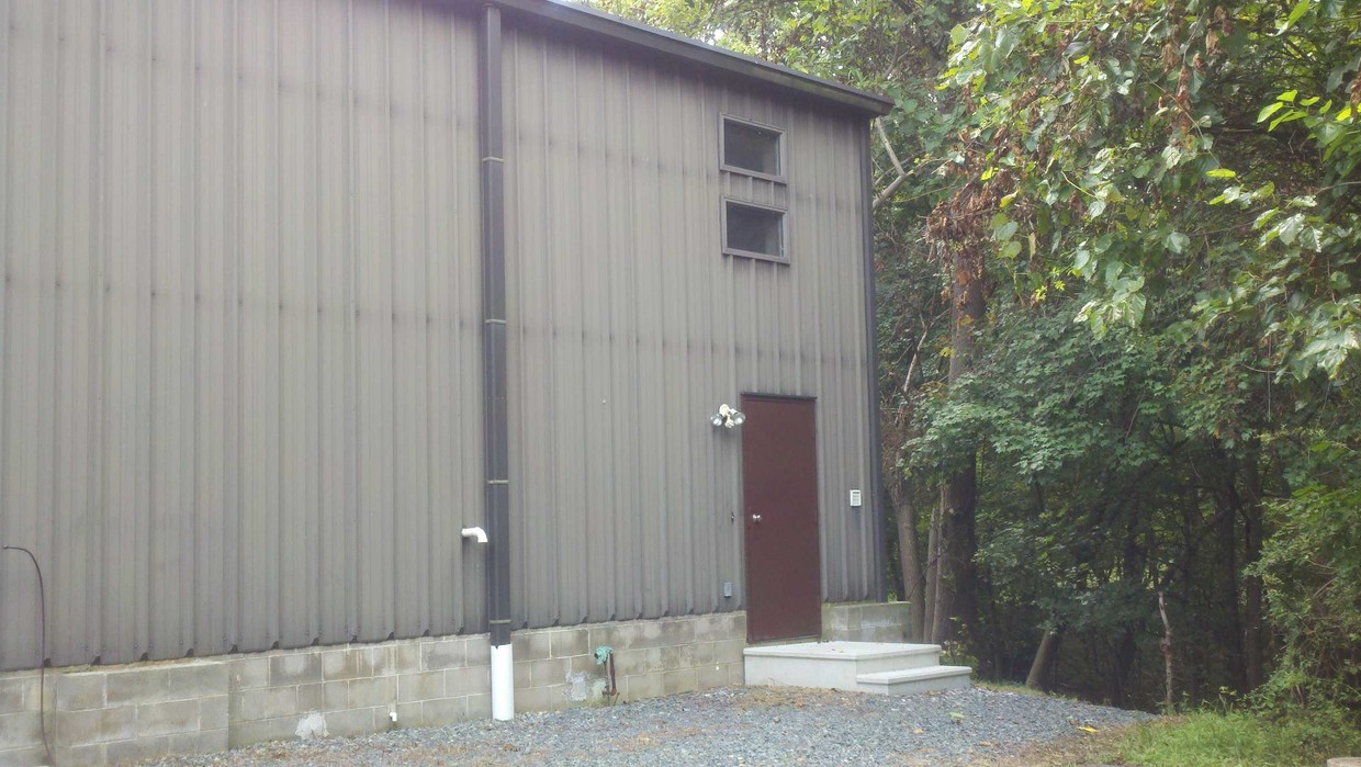 Primary Photo - 1085 Old Elk Neck Rd