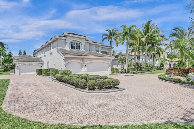 Foto del edificio - 10457 Laurel Rd
