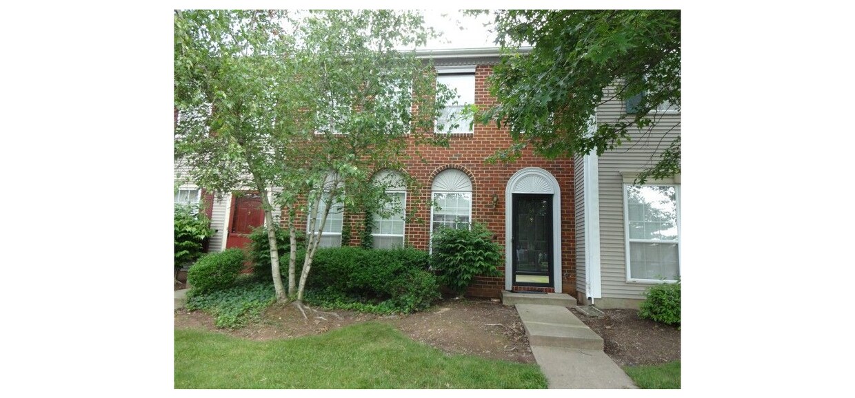64 Balboa Ln, Franklin Park, NJ 08823 Townhome Rentals in Franklin