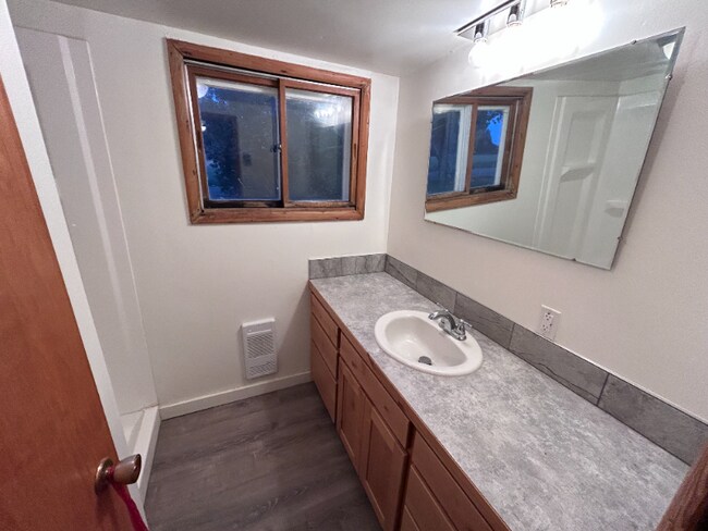 Foto del edificio - 2974 E 3400 N