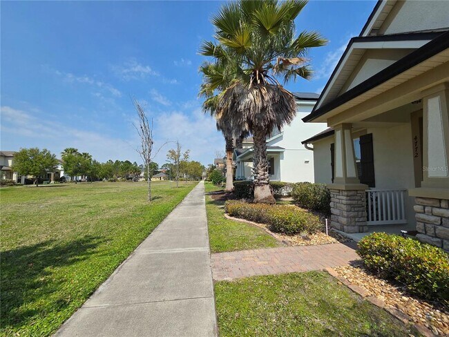 Foto del edificio - 4772 Silver Birch Way