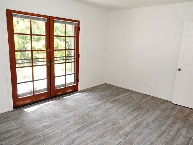 Building Photo - 149 W Marquita