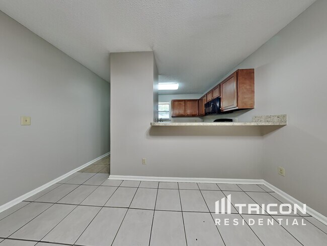 Building Photo - 5216 Julington Creek Road Jacksonville FL