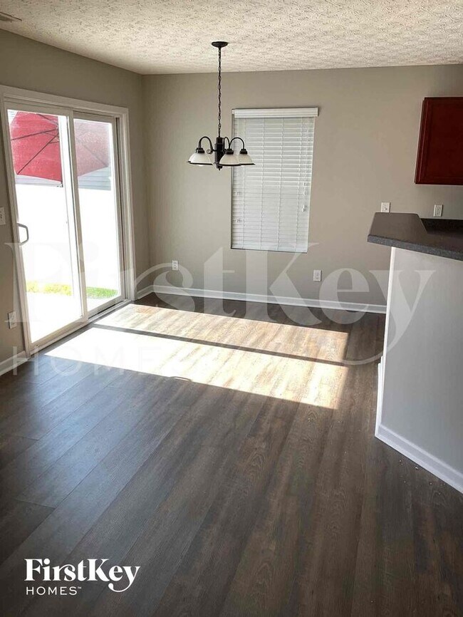 Building Photo - 5525 Goose Falls Dr