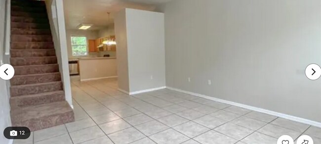 Building Photo - 4415 SW 34th St