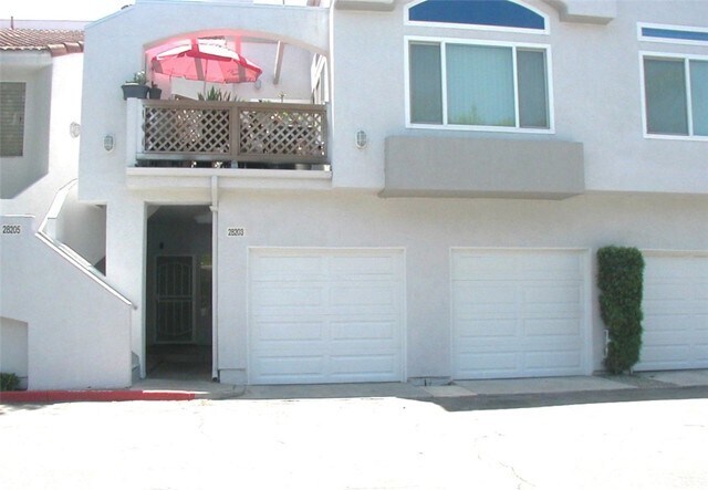 Building Photo - 28203 Via Luis