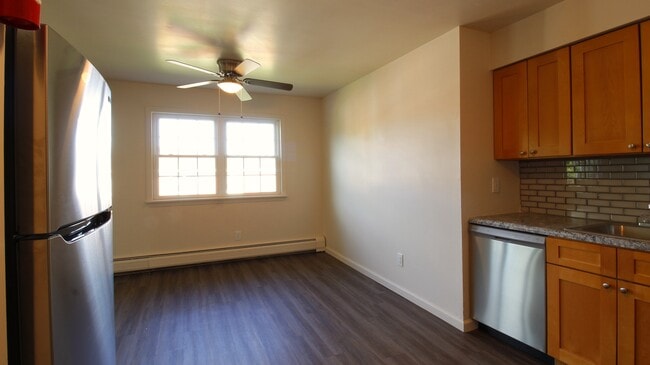 Building Photo - Stevens Manor Apartments