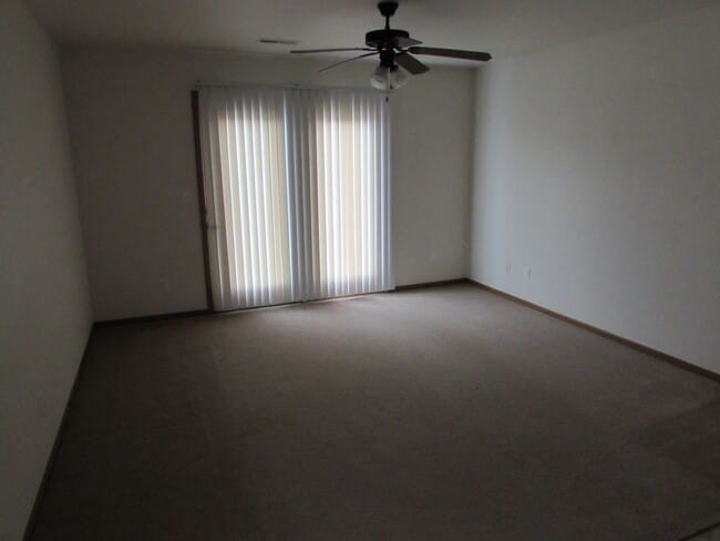 Building Photo - 7571-MF2-E4