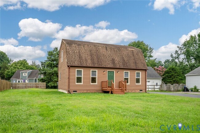 Foto del edificio - 7432 Shire Pkwy
