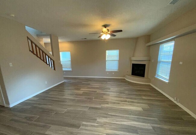 Foto del edificio - Beautiful 4 Bedroom 3 Bath Home in the NE!