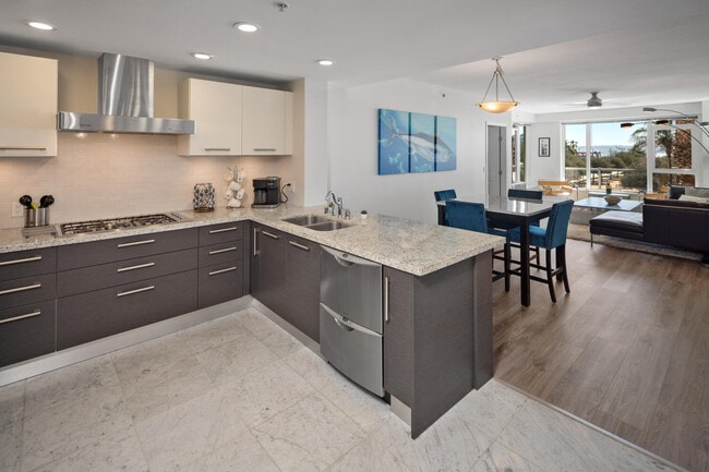 Foto del edificio - 1431 Pacific Hwy