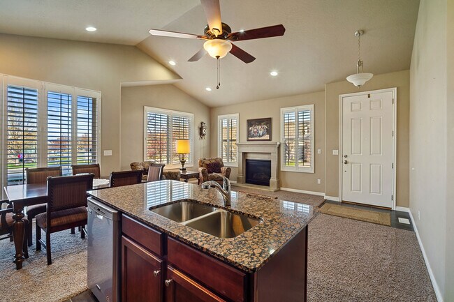 Foto del edificio - 66 N 205 W