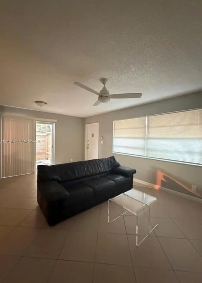 Foto del edificio - 3109 NW 2nd Terrace