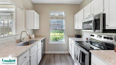 Building Photo - 6743 W 135th St