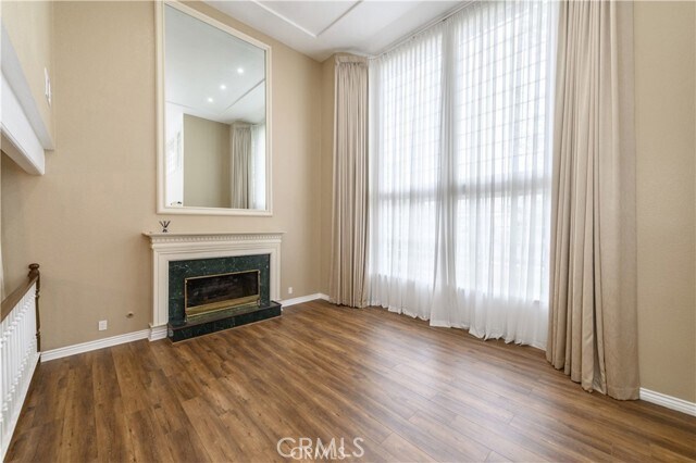 Foto del edificio - 1749 Redwood Way