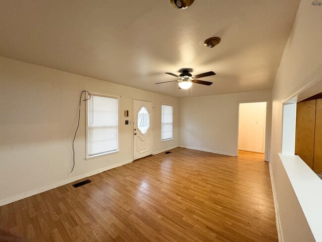 Foto del edificio - 3912 Gayle Ave