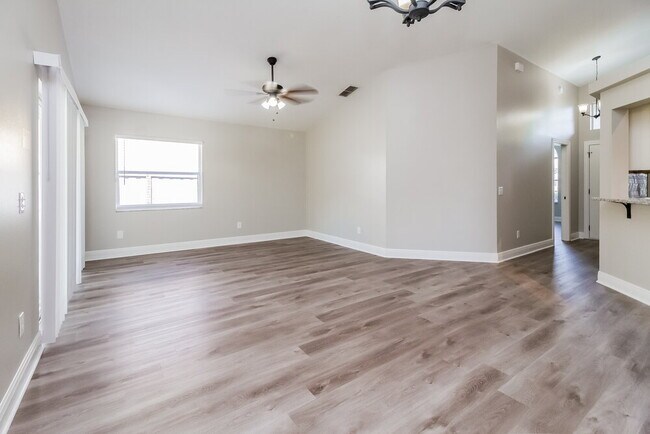 Foto del edificio - 2230 Cobblefield Cir