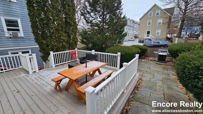 Foto del edificio - 1 Woodstock Ave